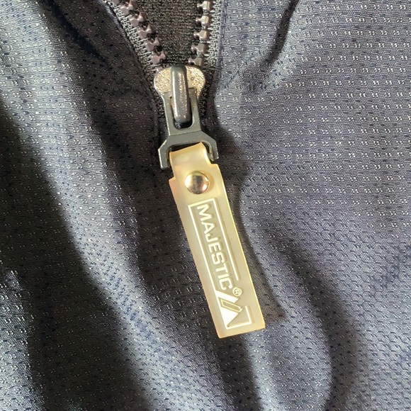 New York Yankees Windbreaker - Picture 6 of 12